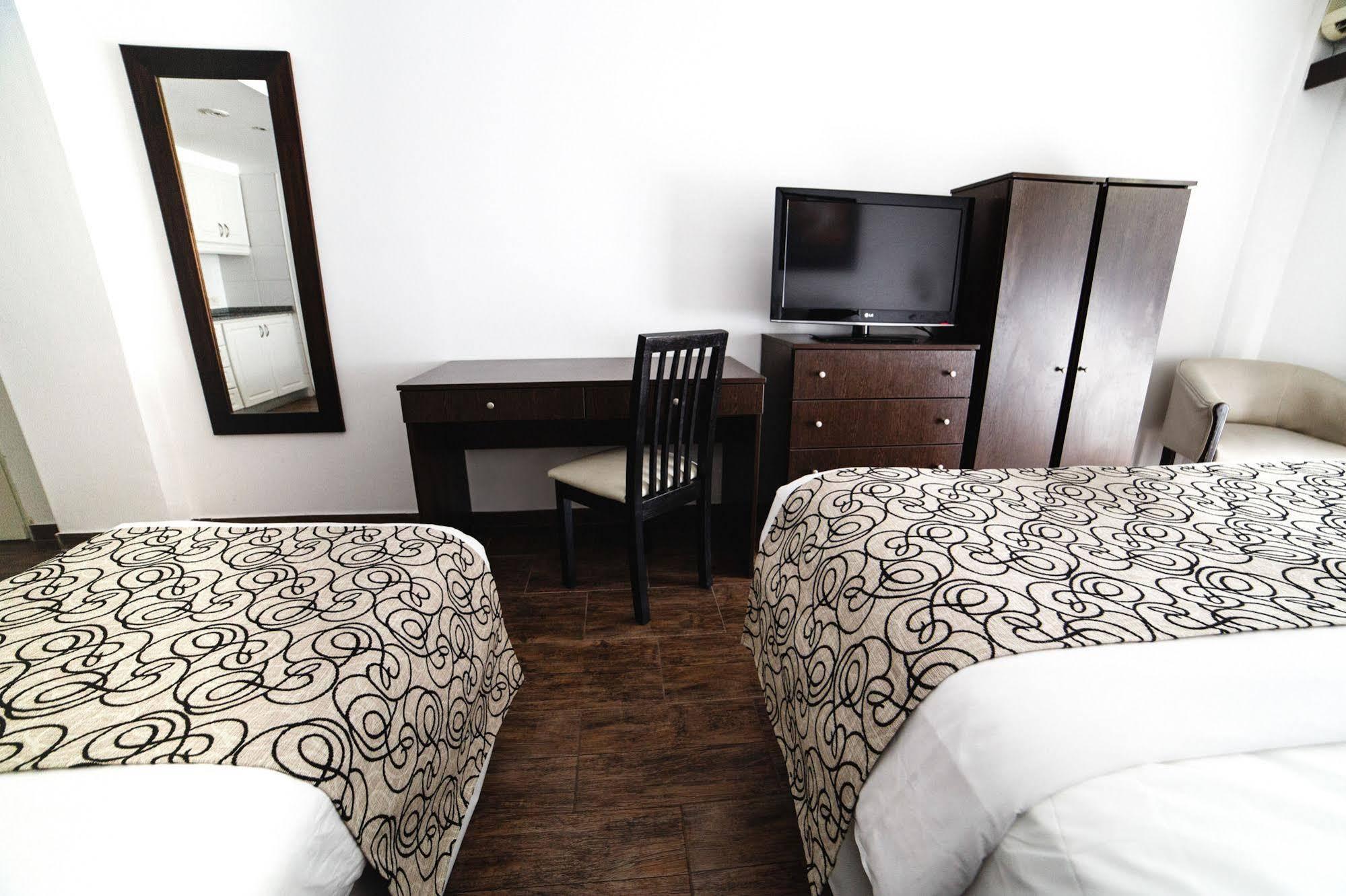 Ker Belgrano Hotel Буенос Айрес Екстериор снимка