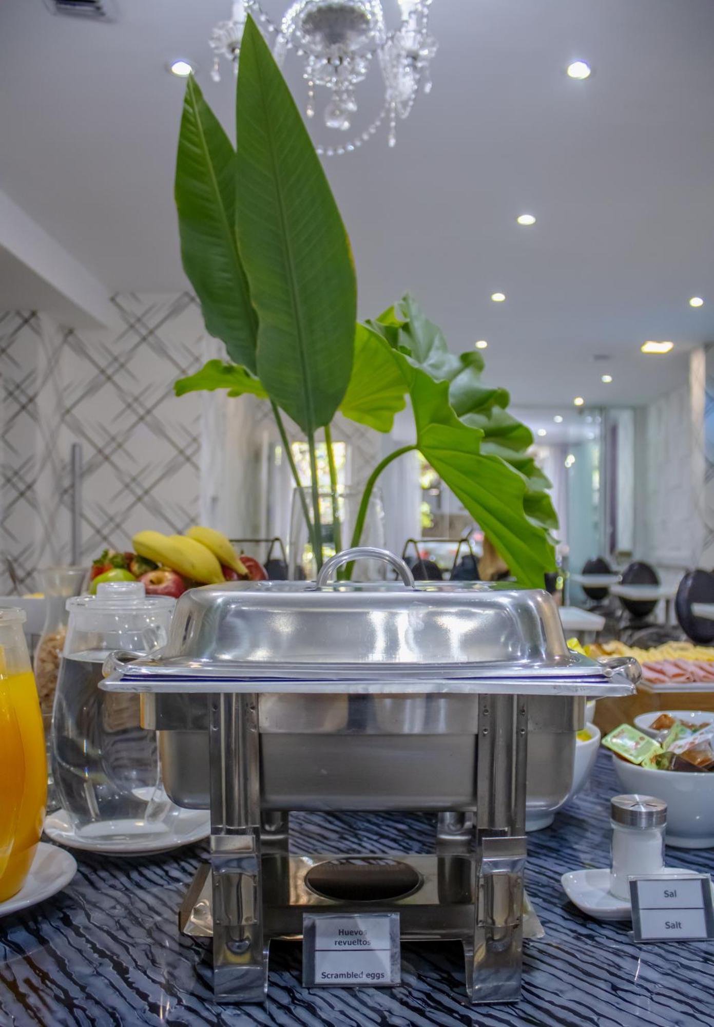 Ker Belgrano Hotel Буенос Айрес Екстериор снимка