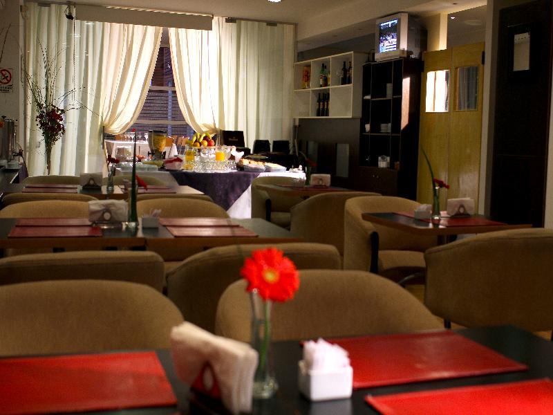 Ker Belgrano Hotel Буенос Айрес Екстериор снимка